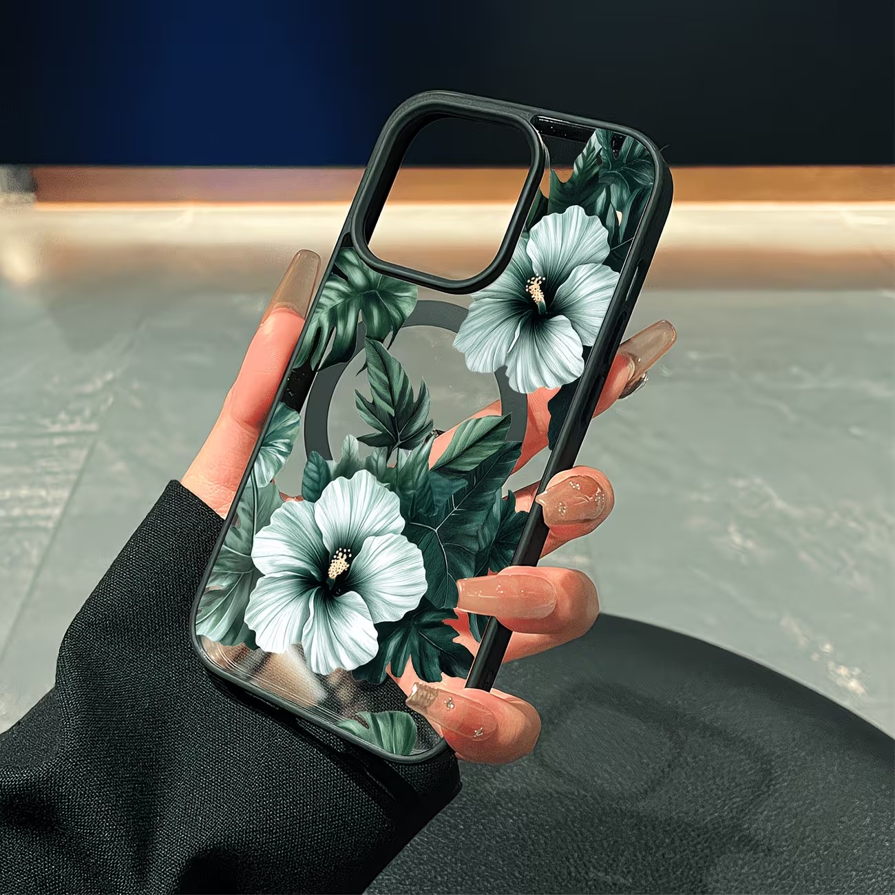 グリーンフローラルプリントのiPhoneケース iPhone - Phone Case Clear のレビューと価格